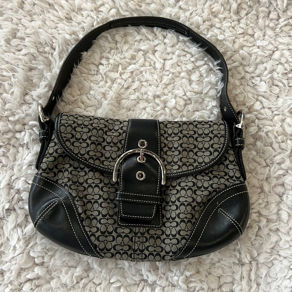 COACH E04J-6818 BLACK Leather Signature Canvas Soho Handbag ...